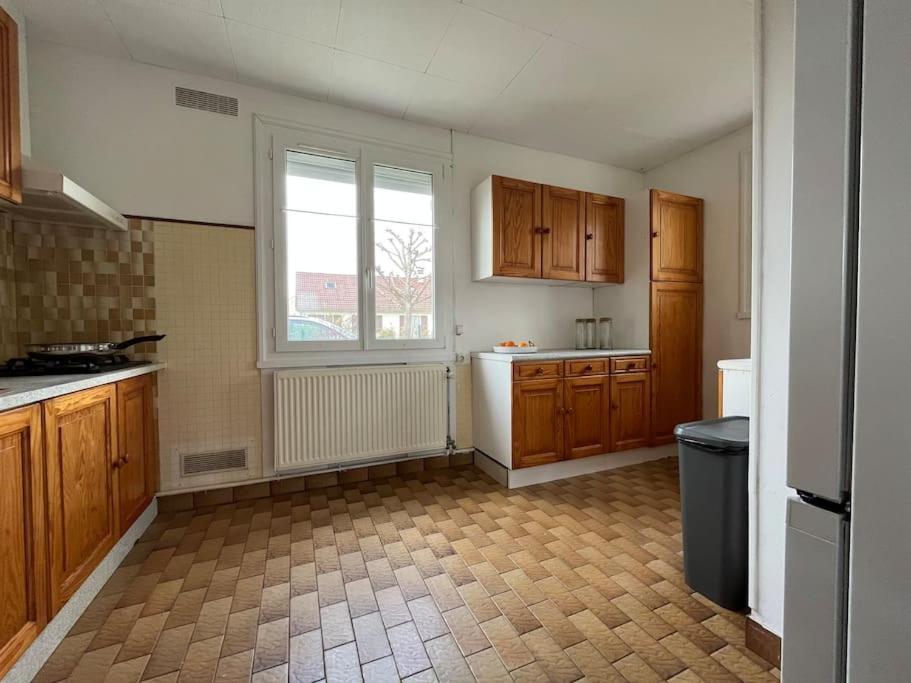 Maisonnette - Jardin Exterieur Champagne-sur-Seine Экстерьер фото